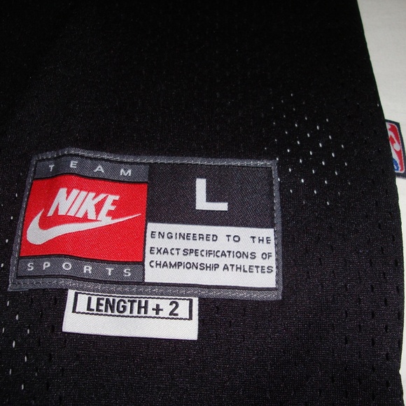 Chicago Jordan Nike Jersey L NWT Rare Bulls - Picture 2 of 6